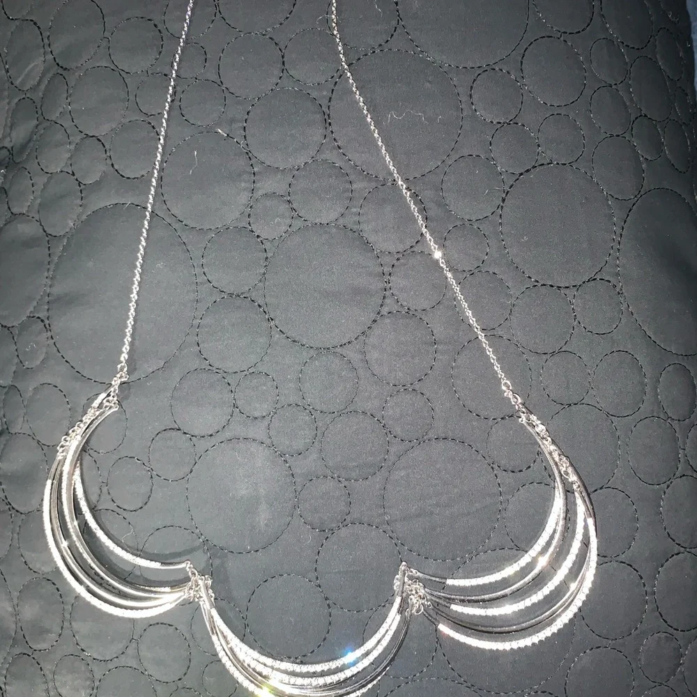 Beautiful Chain - Picture 3 of 5